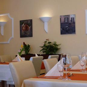 Restaurant "Gasthaus Düneberg | Restaurant mit Mittagstisch - Biergarten - Hochzeitsfeiern" in  Geesthacht