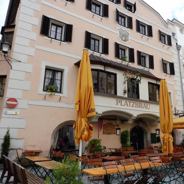 Restaurant "Platzbräu-Weißes Lamm" in Rattenberg