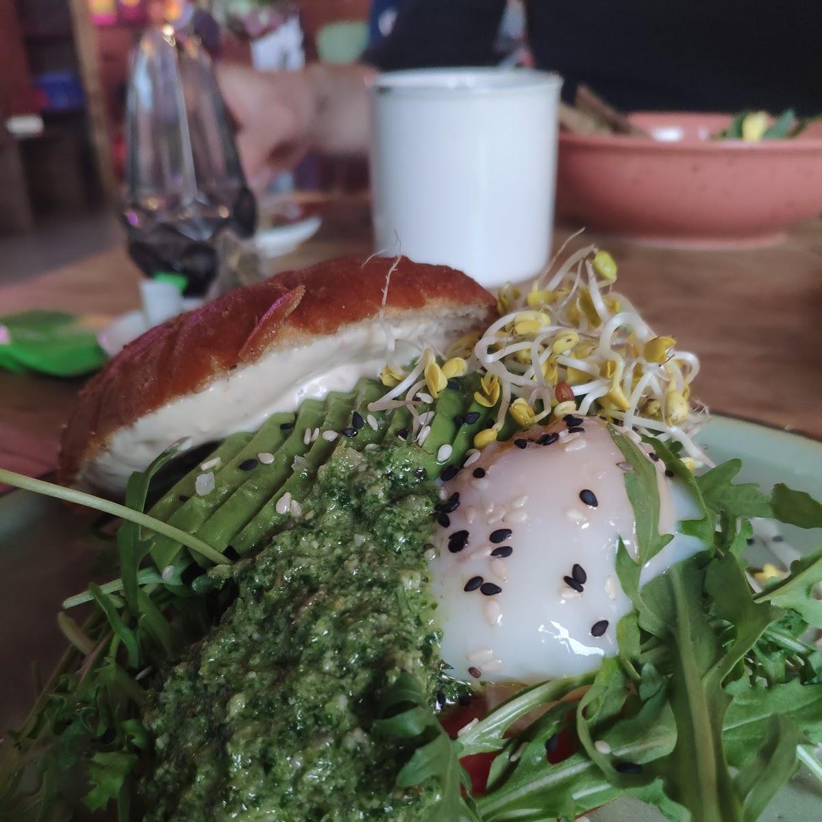 Restaurant "PURA Studio Tagescafé" in Breitbrunn am Chiemsee