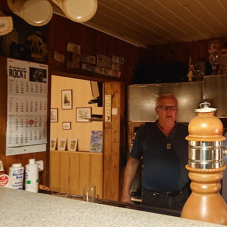 Restaurant "Gaststätte Pilsstübchen" in Steutz