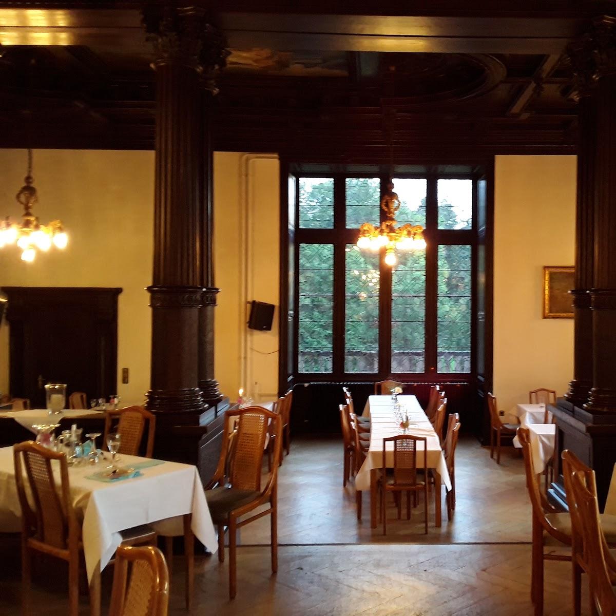 Restaurant "Schloss Rauischholzhausen" in Ebsdorfergrund