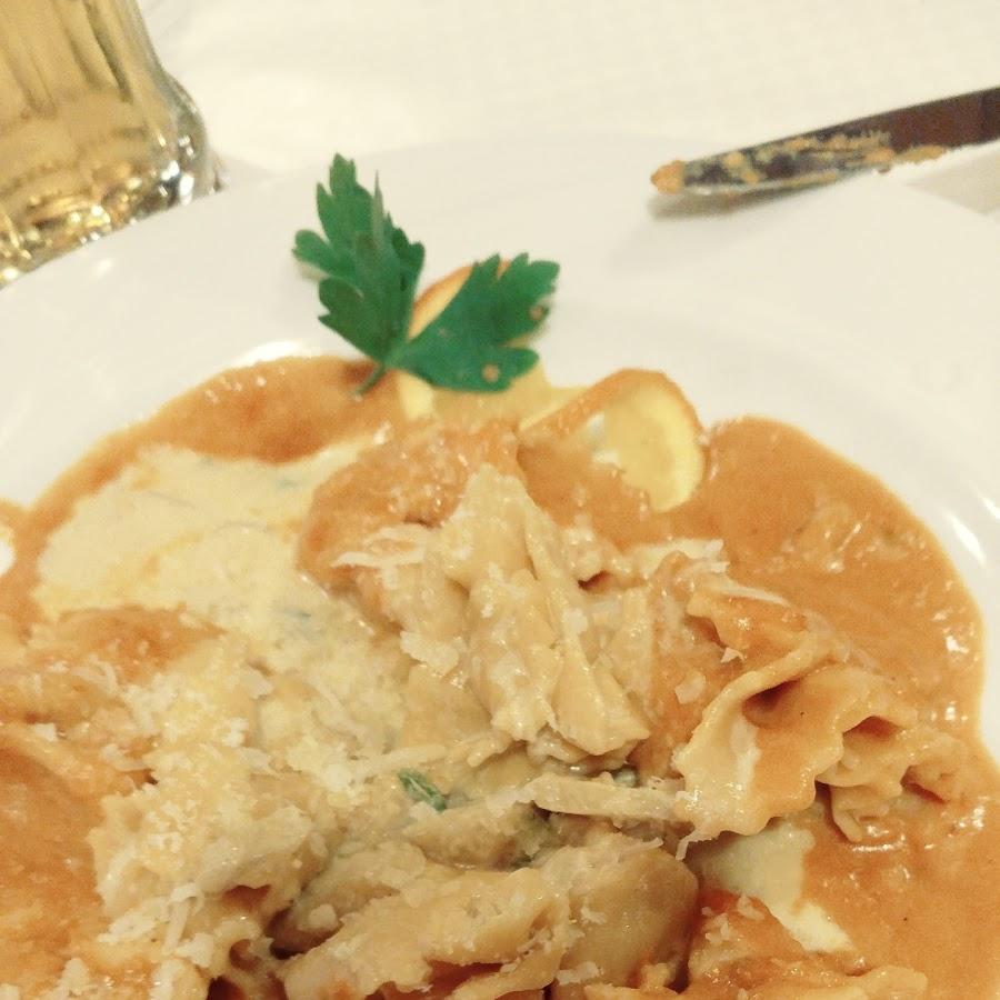 Restaurant "Pizzeria L