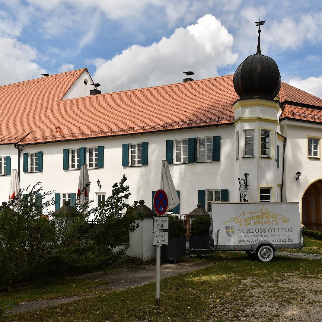 Restaurant "Schloss  e.V." in Otting