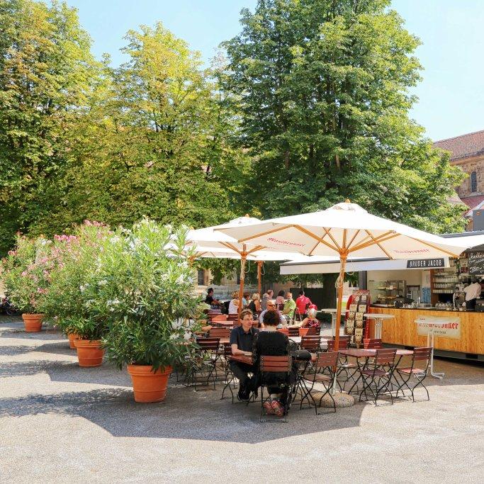 Restaurant "Bruder Jacob Biergarten im Klosterhof" in Maulbronn