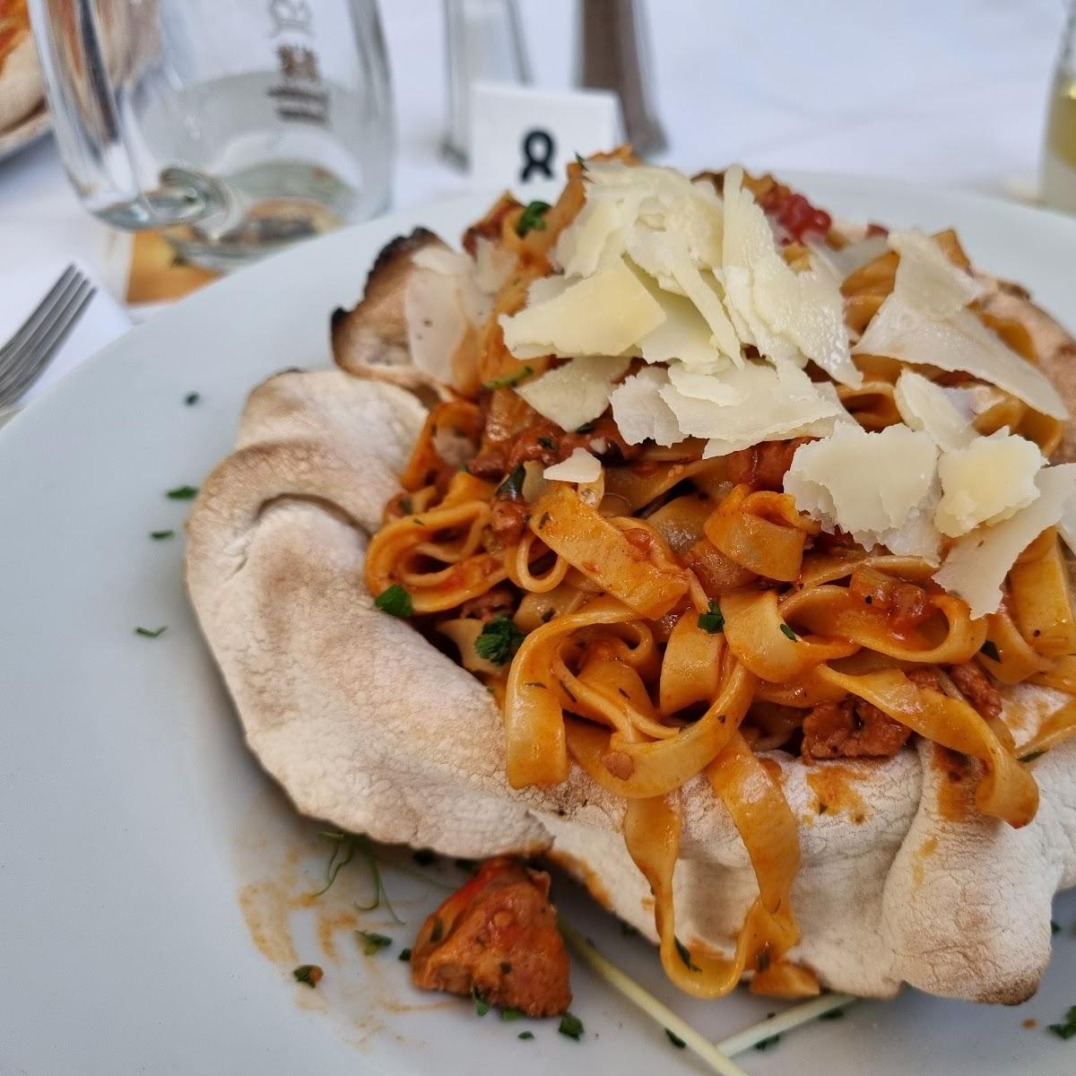 Restaurant "Eiscafé Ristorante Golfo di Napoli" in Flörsheim am Main