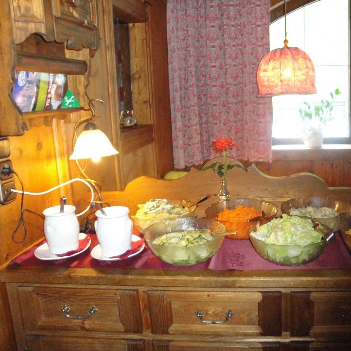 Restaurant "er Grillkuchl" in Tux