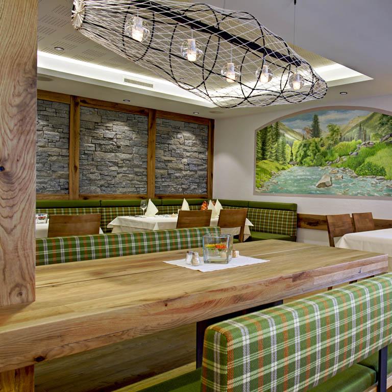 Restaurant "Gourmetstüberl -Restaurant Hotel Forelle Tux" in Tux-Zillertal