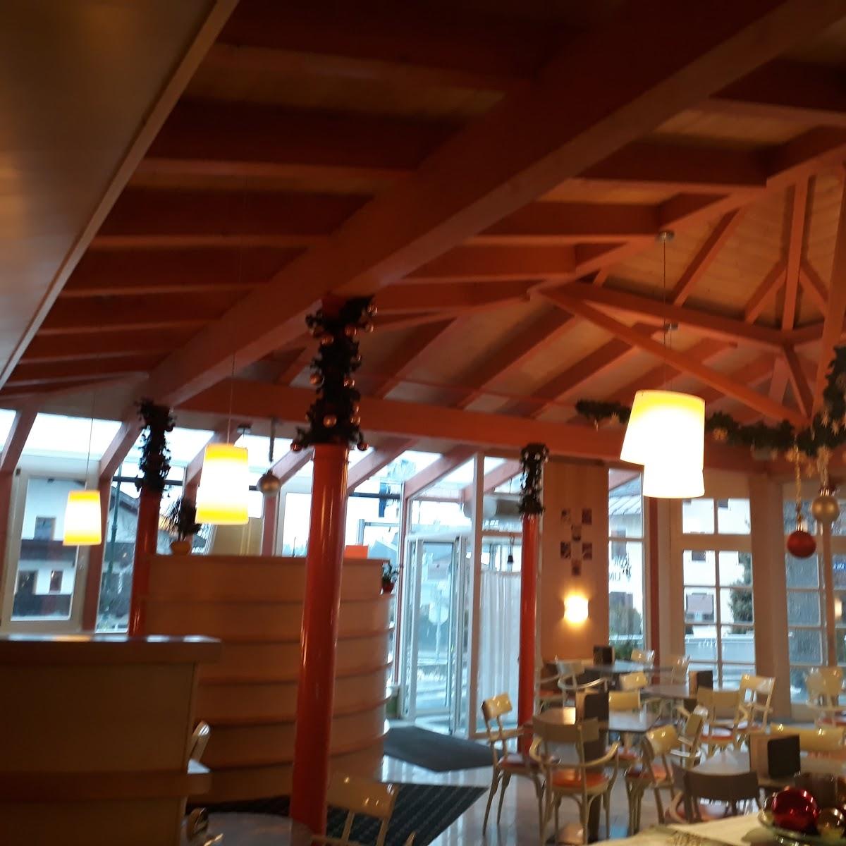 Restaurant "Kurcafe Linde" in Bad Häring