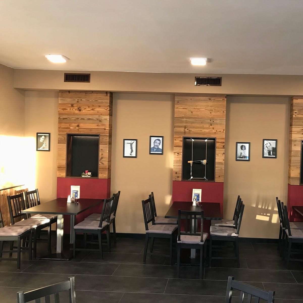 Restaurant "Café La Rotonda" in Kufstein