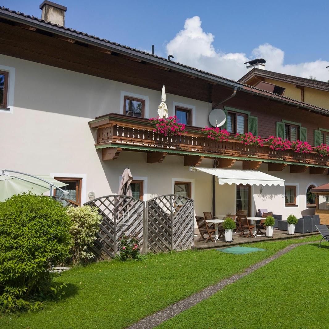 Restaurant "Landgasthof Dorfstadl" in Kössen