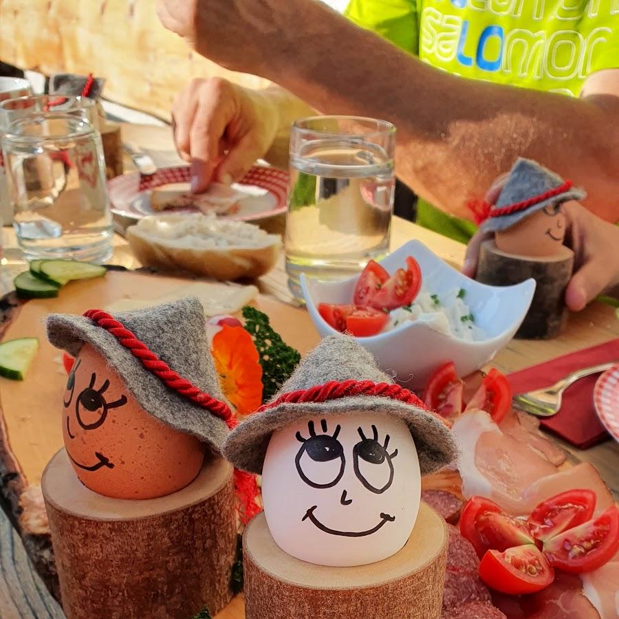 Restaurant "Kaiseralm, bewirtschaftet" in Scheffau am Wilden Kaiser