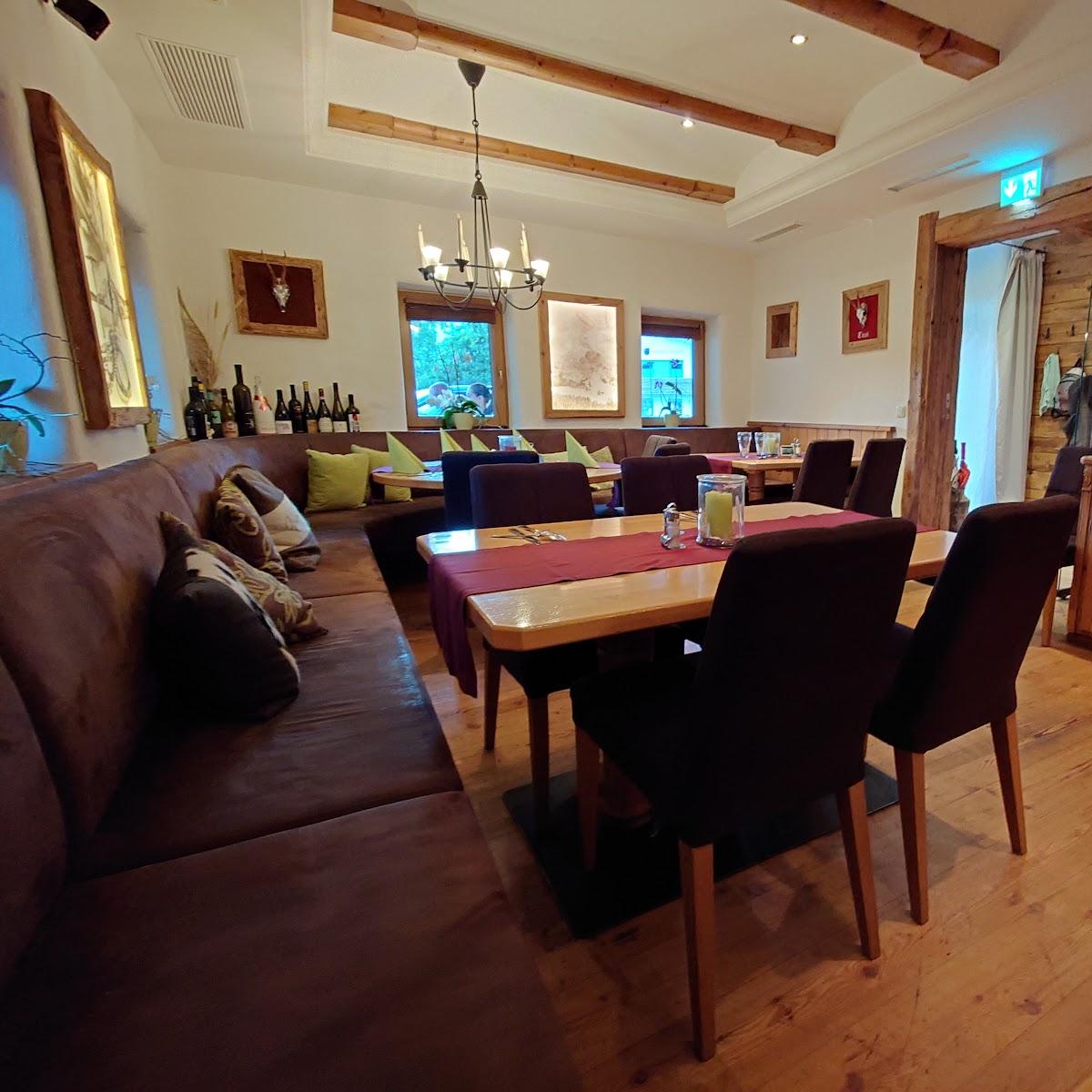 Restaurant "Gasthaus Kramerwirt" in Oberndorf in Tirol