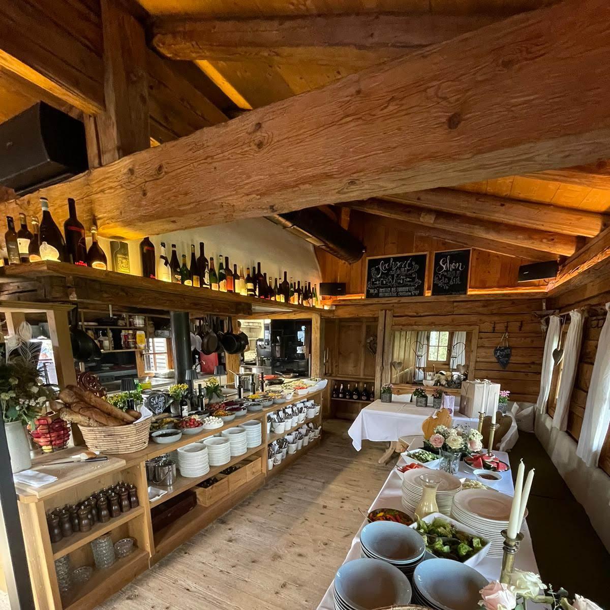 Restaurant "Stöttlalm" in Obermieming