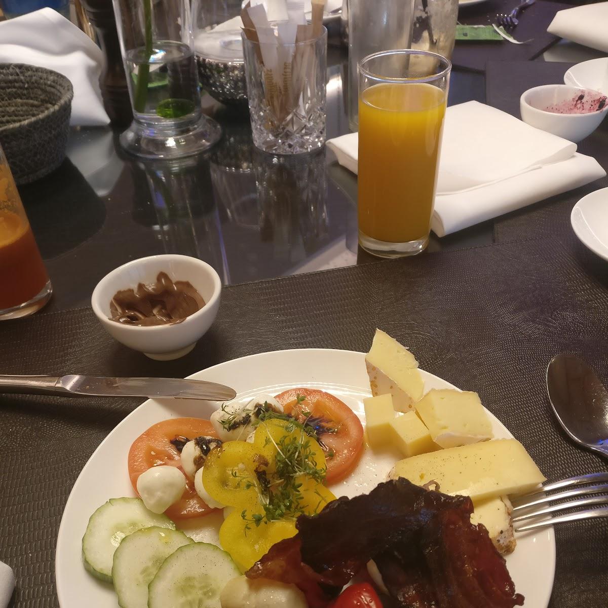 Restaurant "Restaurant im Hotel Schwarz" in Obermieming