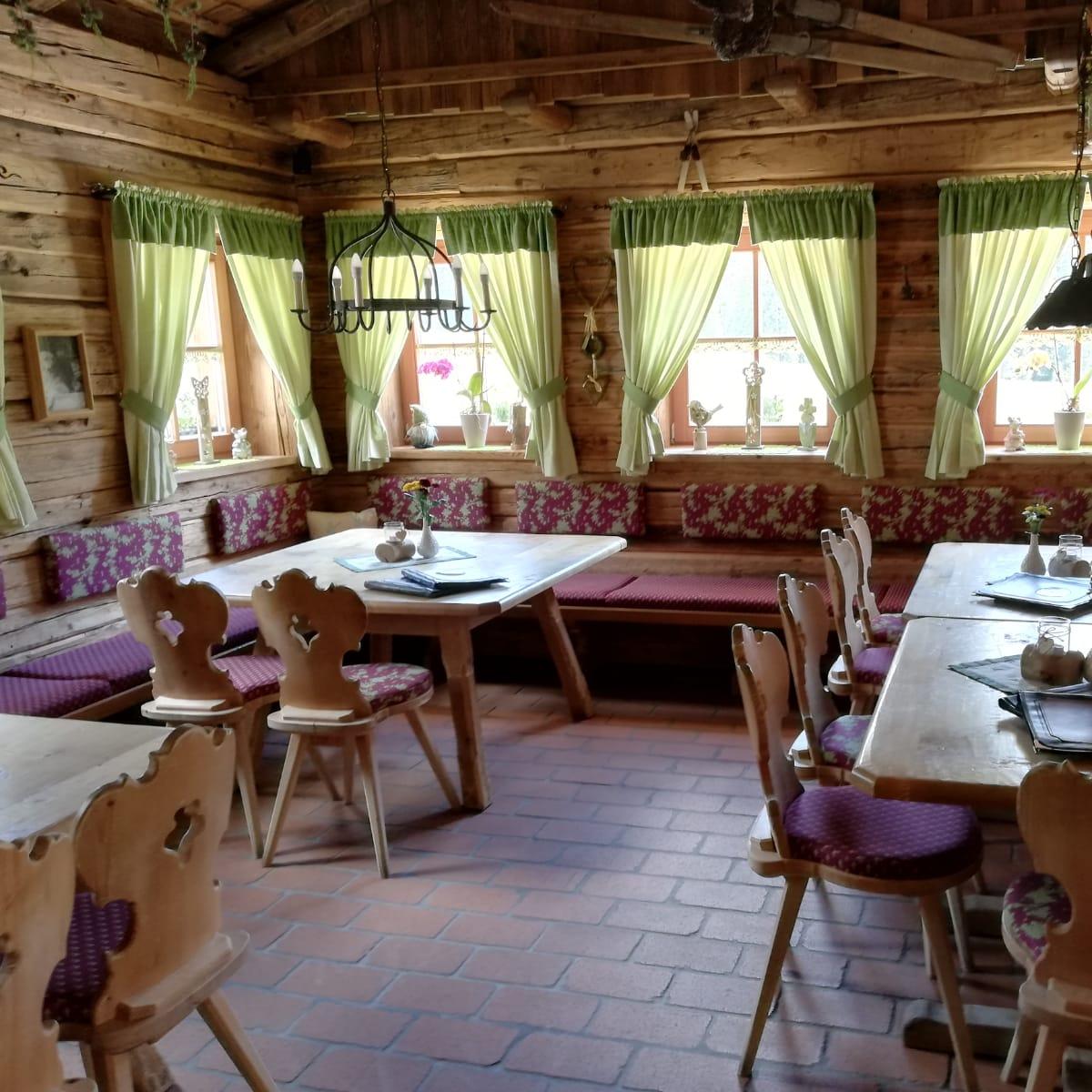 Restaurant "Bergrestaurant er Alm" in Ehrwald