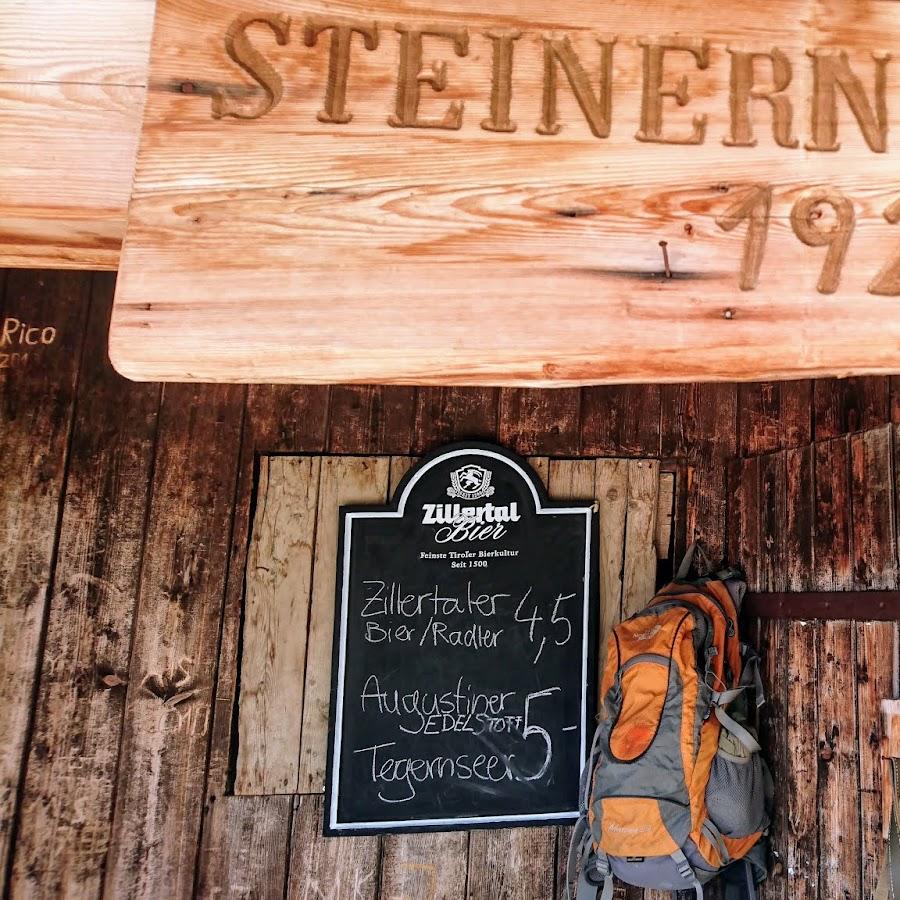 Restaurant "Steinernes Hüttl Alm" in Wildermieming