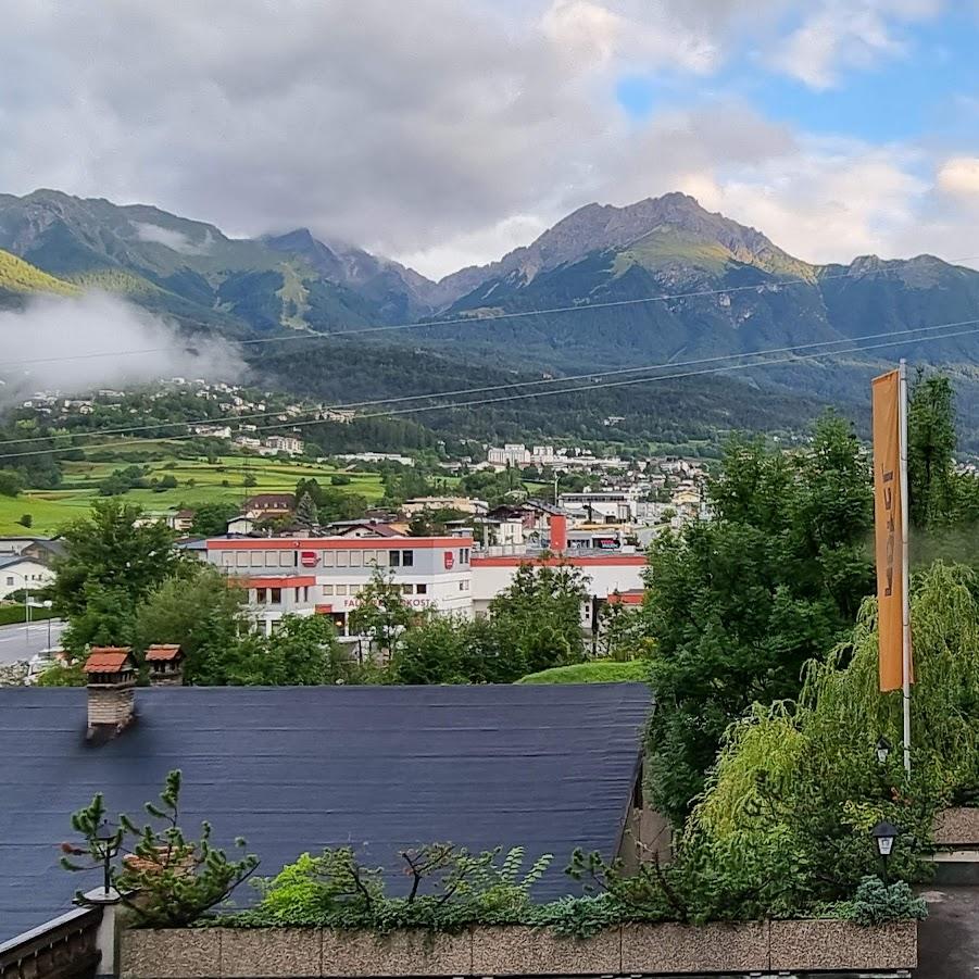 Restaurant "Hotel Gasthof Neuner" in Karrösten