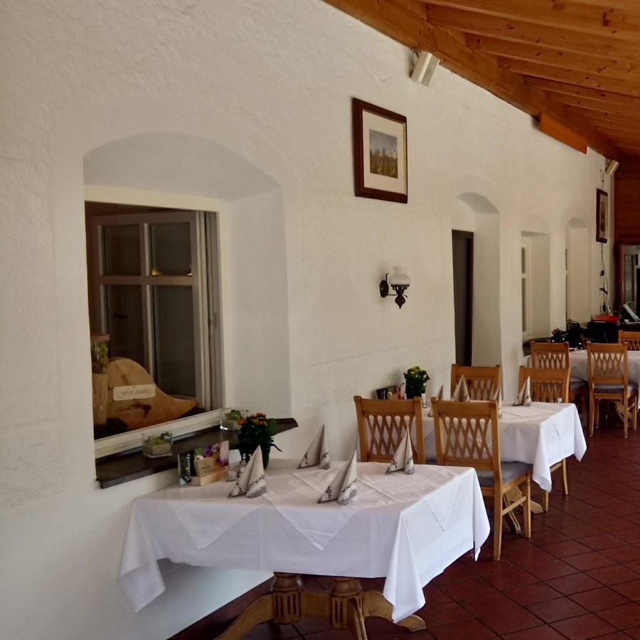 Restaurant "Schloss-Stube auf Starkenberg" in Tarrenz