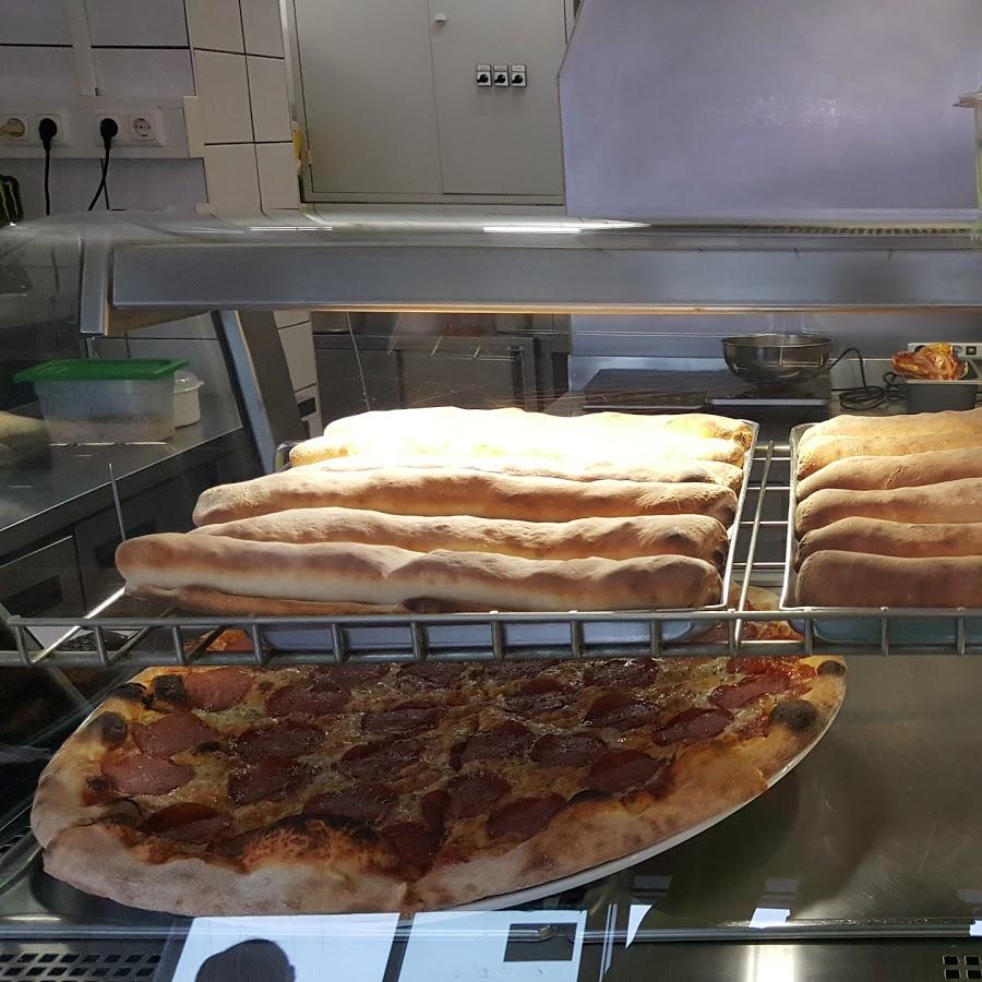 Restaurant "FLO’S - Pizza, Burger, Pasta - Lieferservice" in Landeck
