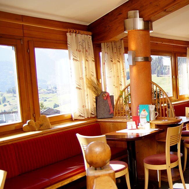 Restaurant "Café - Restaurant KRISMER" in Fiss