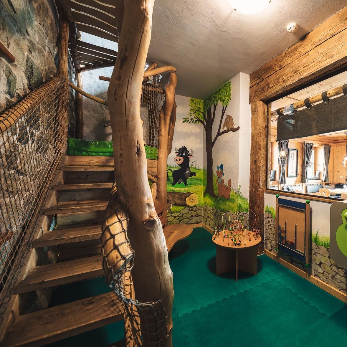 Restaurant "Marent Alm" in Fiss