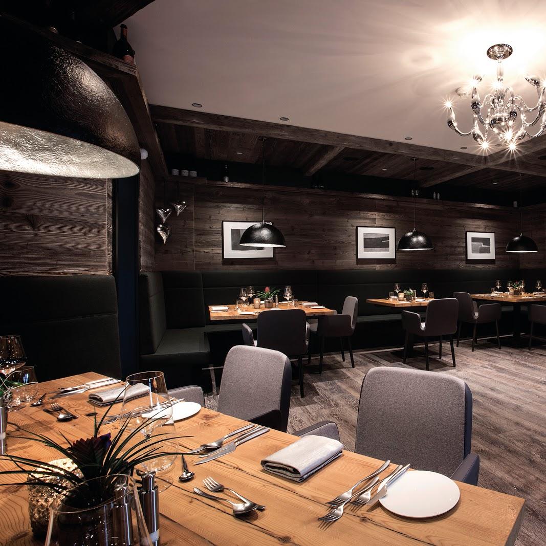 Restaurant "Bruderherzstube" in Fiss