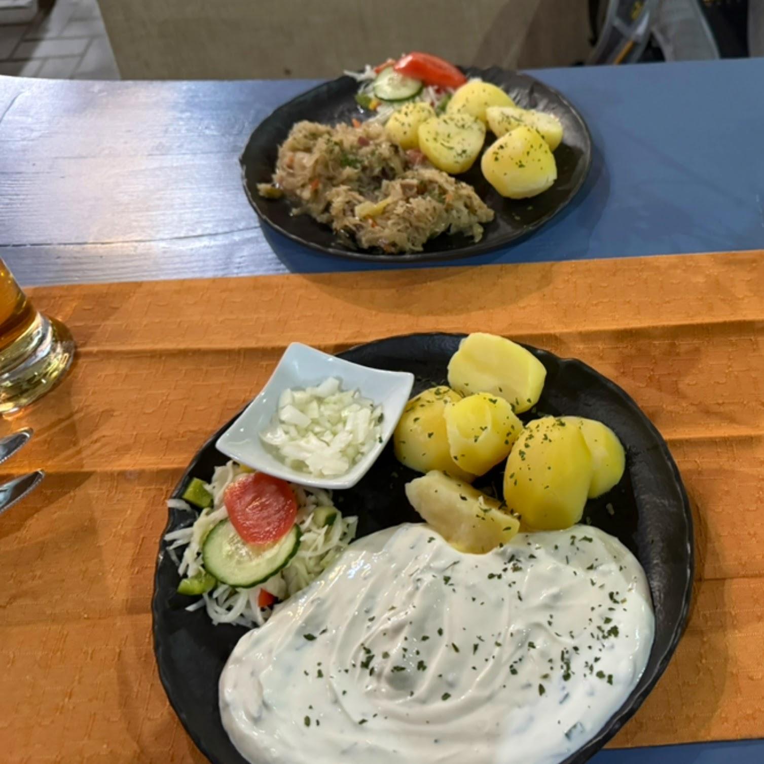 Restaurant "Themencamping Grünewalder Lauch - Biergarten" in Lauchhammer
