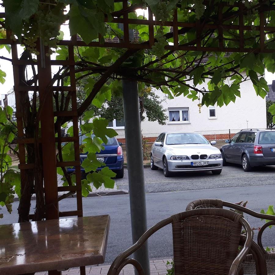 Restaurant "Gasthaus Decker" in Mittenaar