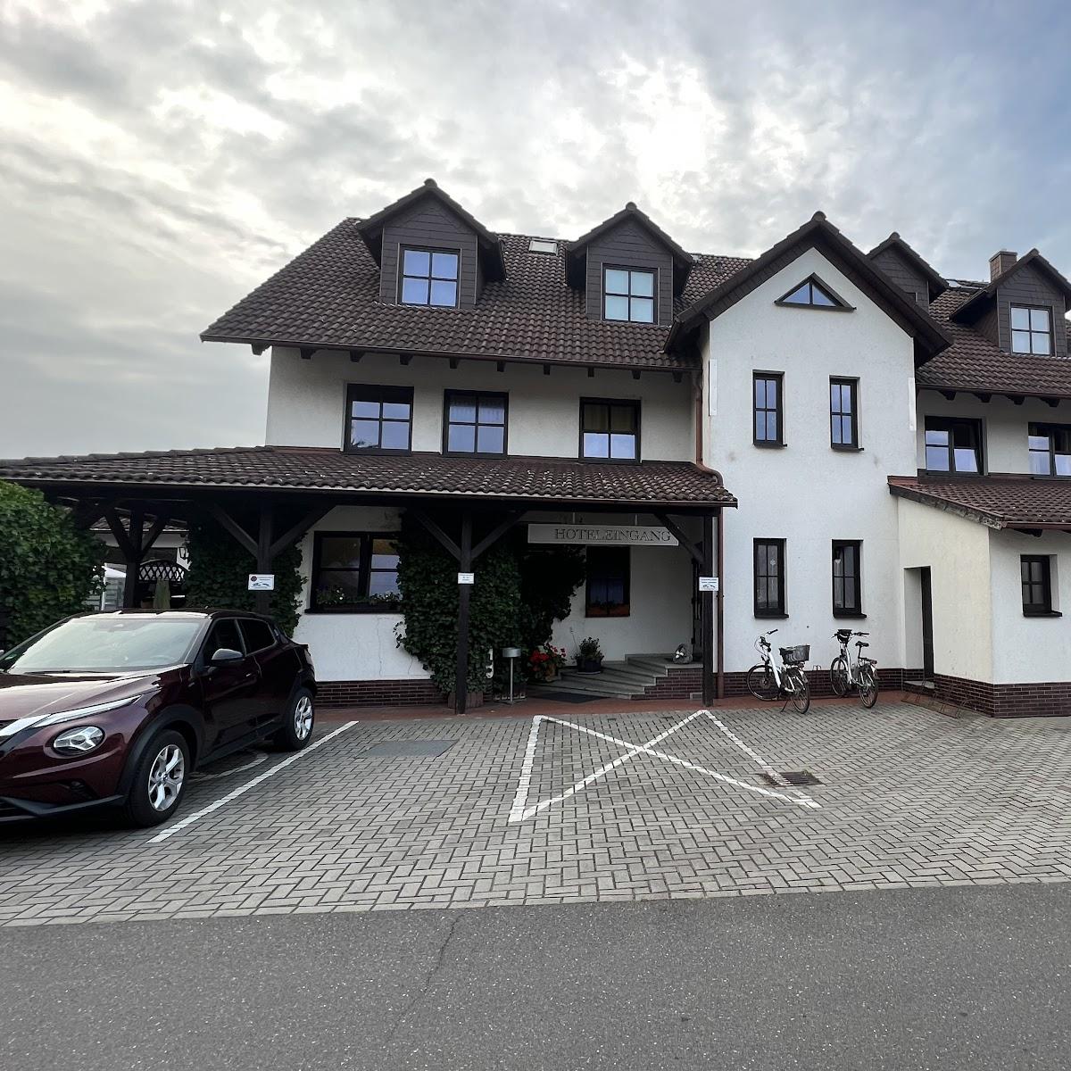 Restaurant "Pension & Gasthaus Kahren" in Cottbus