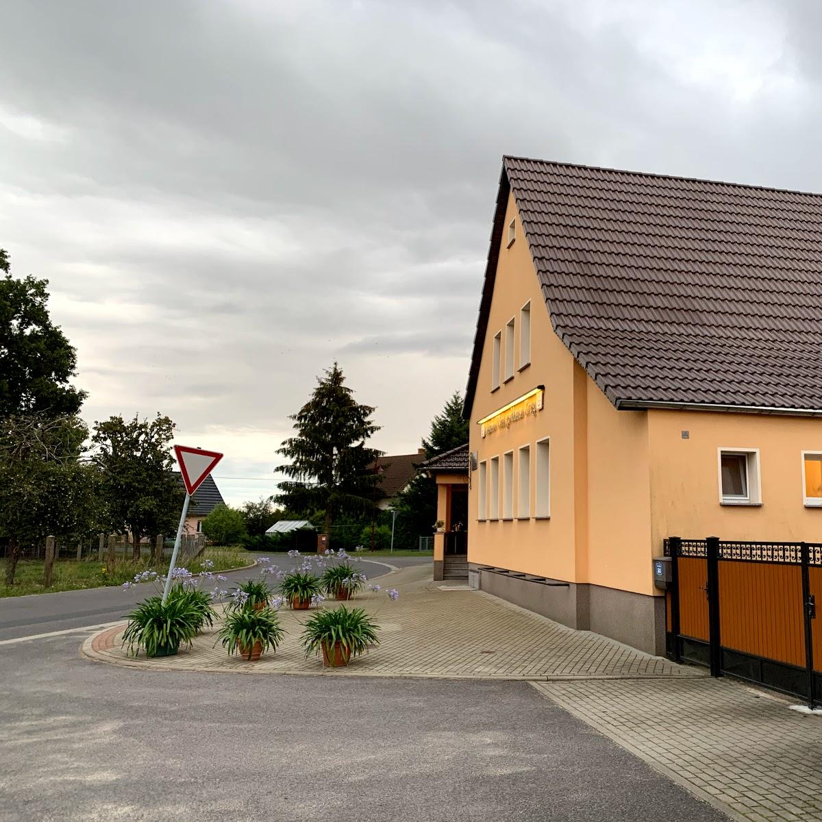 Restaurant "Gaststätte Zum goldenen Krug" in Turnow-Preilack