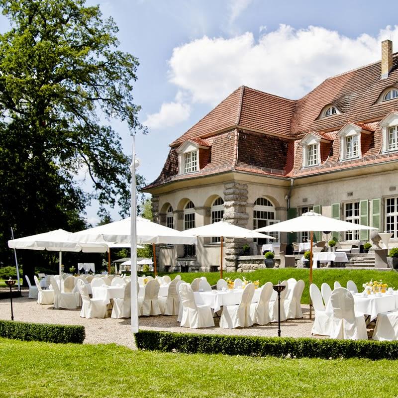 Restaurant "Schloss Kartzow" in Potsdam