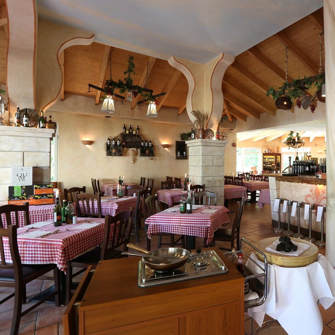 Restaurant "Piazza Toscana" in Potsdam