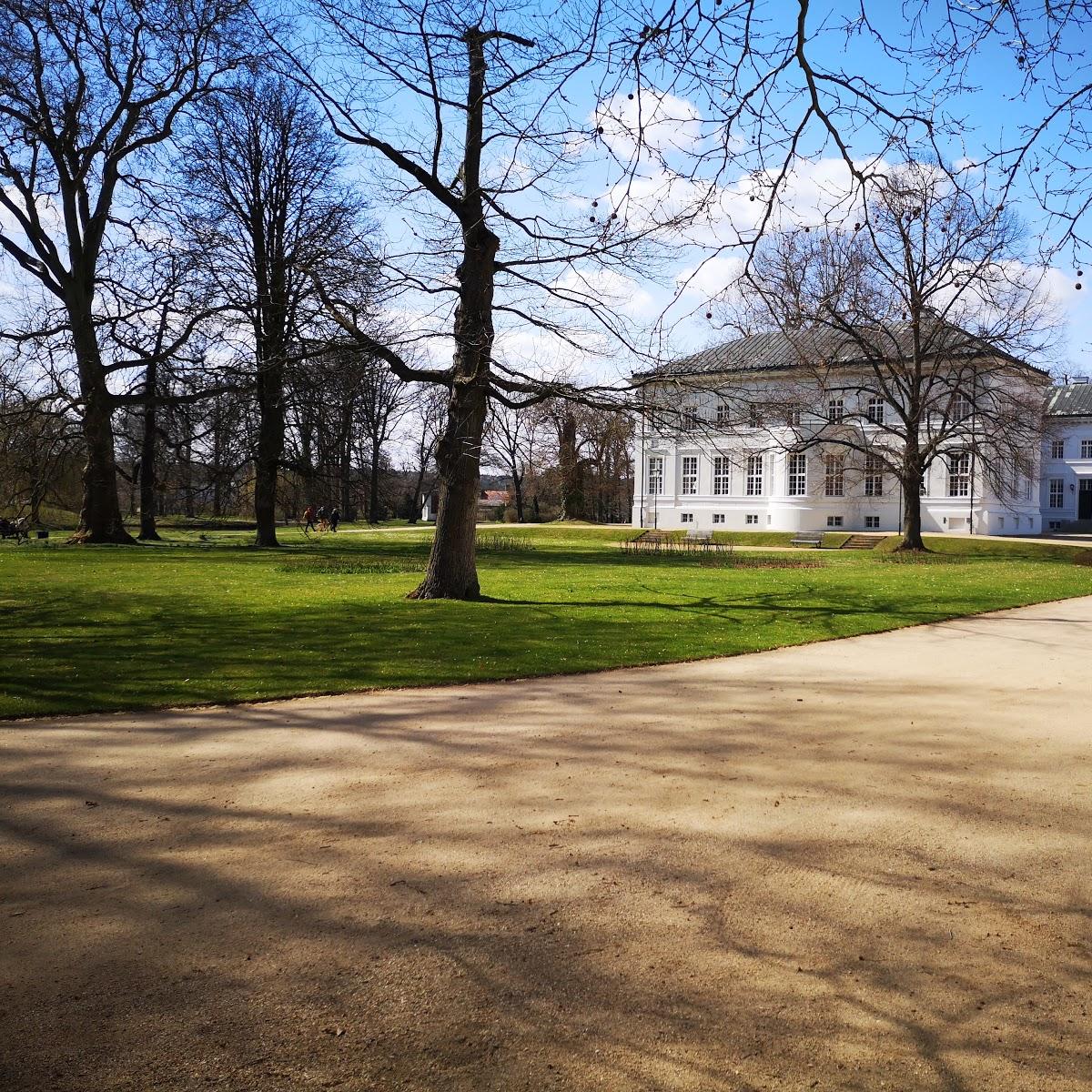 Restaurant "Hotel Schloss" in Neuhardenberg
