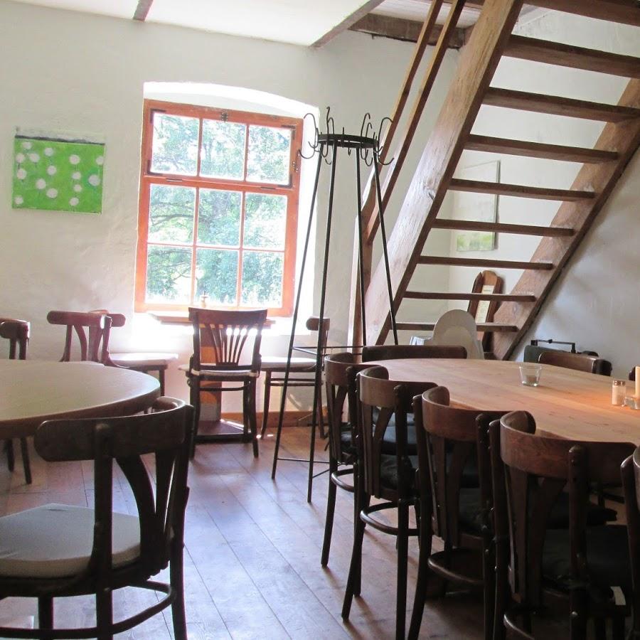 Restaurant "Biohof Ihlow Café-Restaurant (saisonal), ganzjährig Ferienwohnungen, Klavierunterricht" in Oberbarnim
