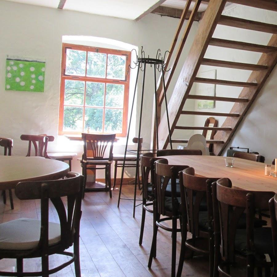 Restaurant "Biohof Ihlow Café-Restaurant (saisonal), ganzjährig Ferienwohnungen, Klavierunterricht" in Oberbarnim