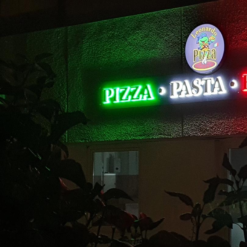 Restaurant "Leonardo Pizza-Pasta-Burger" in Berlin