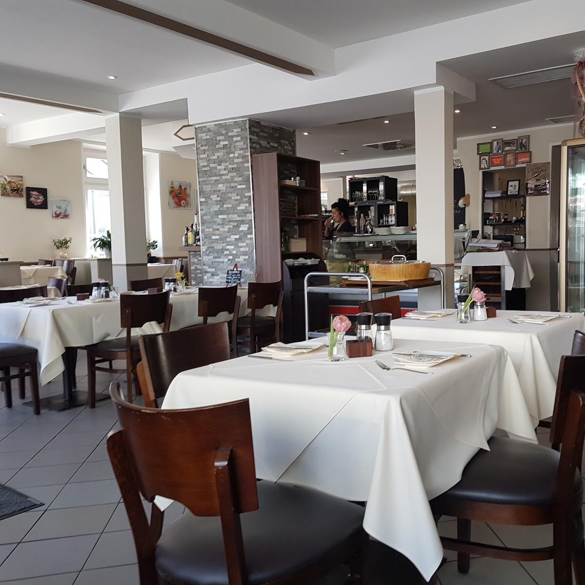 Restaurant "Trattoria Maccheroni" in Mönchengladbach