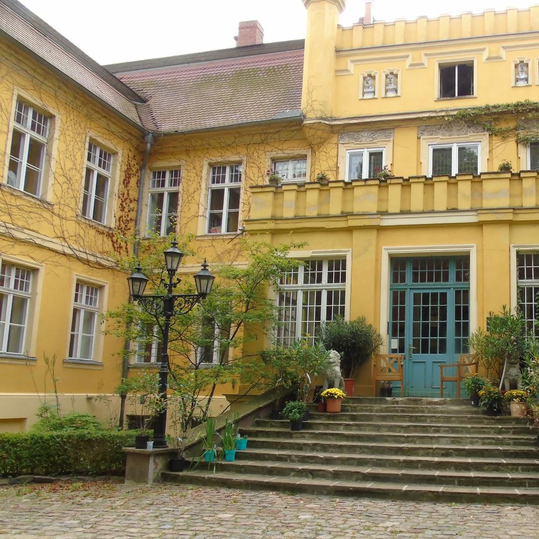 Restaurant "Schloss Wartin" in Casekow