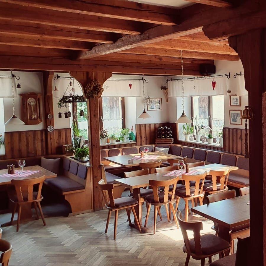 Restaurant "Gaststätte zum Karlsgraben" in Treuchtlingen