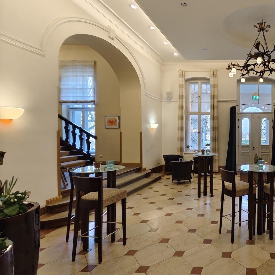 Restaurant "Schloss & Gut Liebenberg - Seehaus" in Löwenberger Land