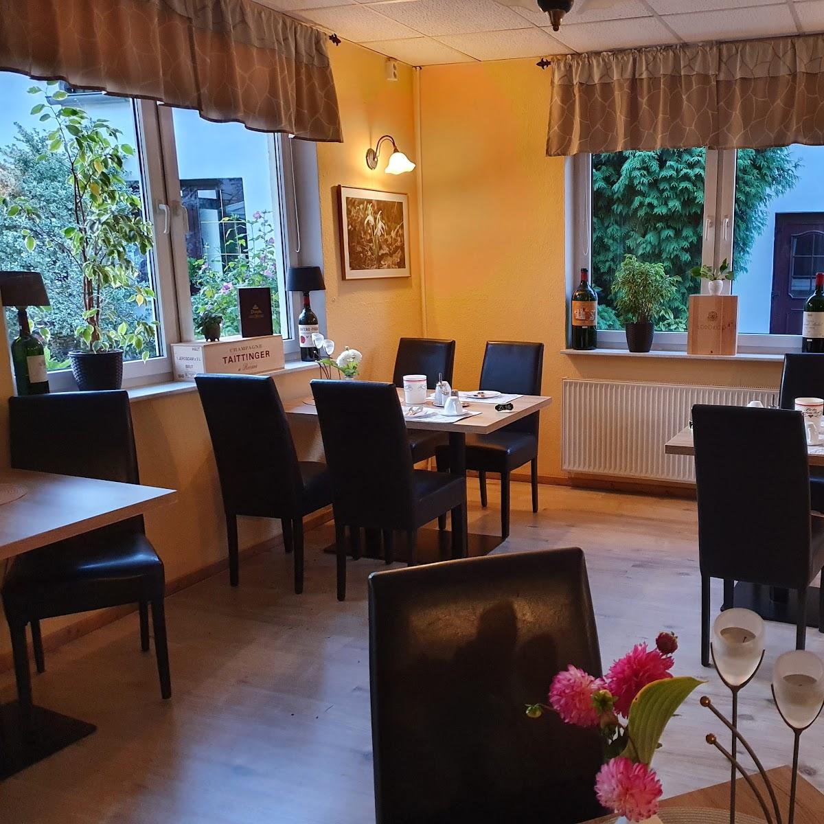 Restaurant "Palmenhof" in Leegebruch