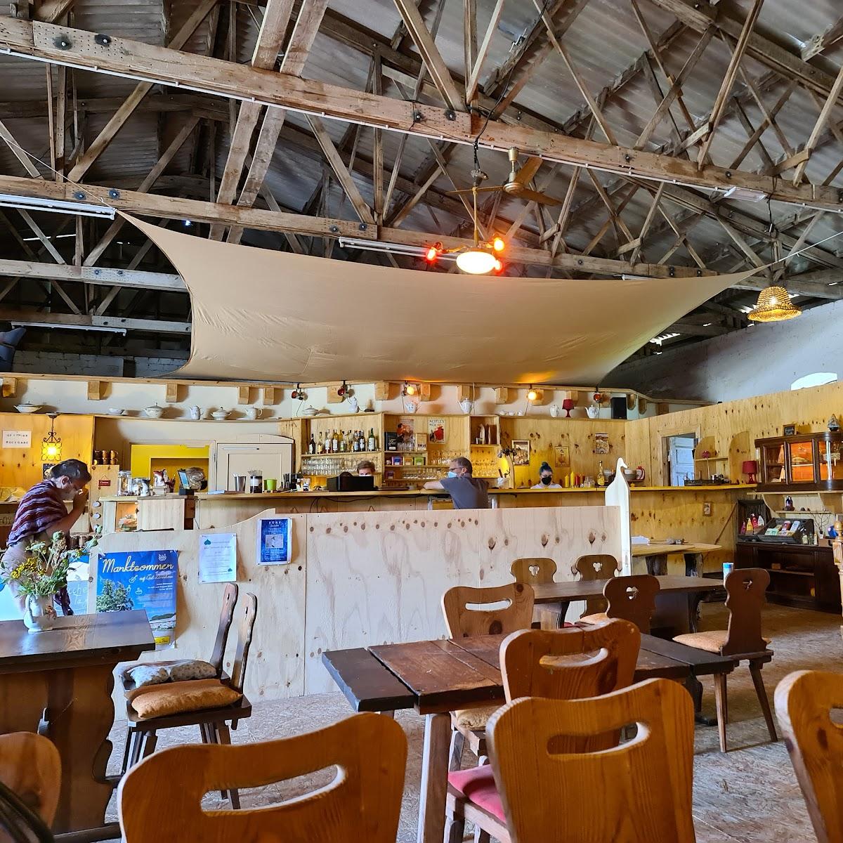 Restaurant "Bric à Brac: Ferienwohnungen, Veranstaltungen, Sommer-Crêperie" in Großwoltersdorf