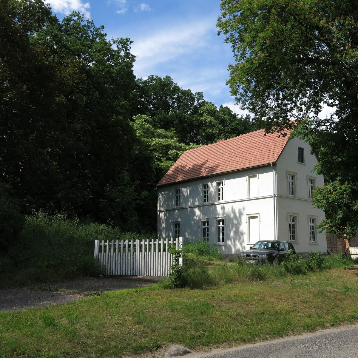 Restaurant "Gutshaus Granzow" in Gumtow