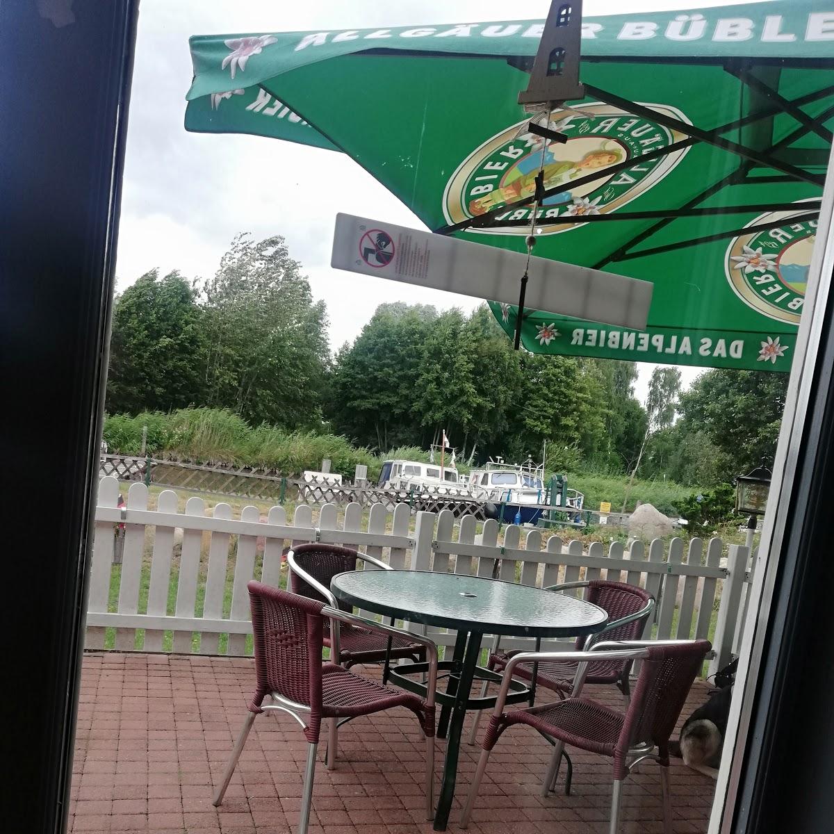 Restaurant "Gaststätte am Bootsanleger" in Malk Göhren