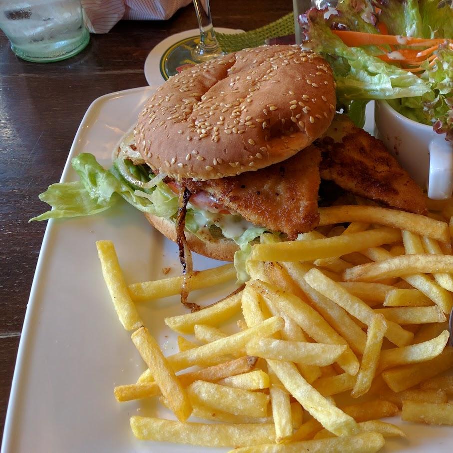 Restaurant "Cafe Restaurant Maritimes" in Roding