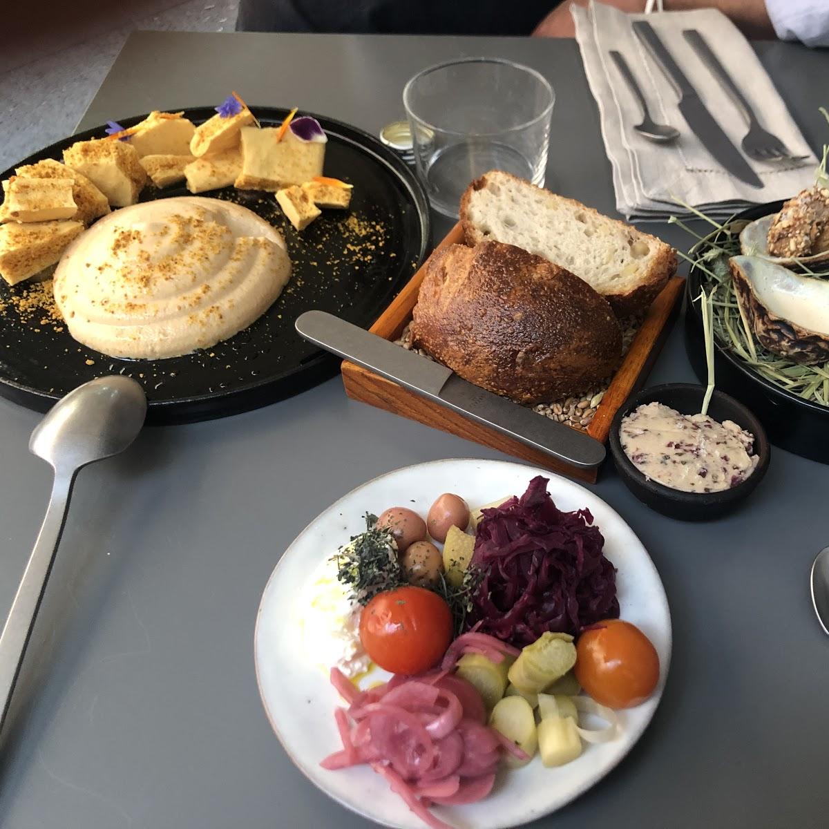 Restaurant "Holly Gastrobar" in Berlin