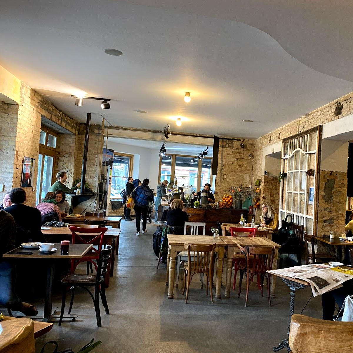 Restaurant "Nah am Wasser" in Berlin