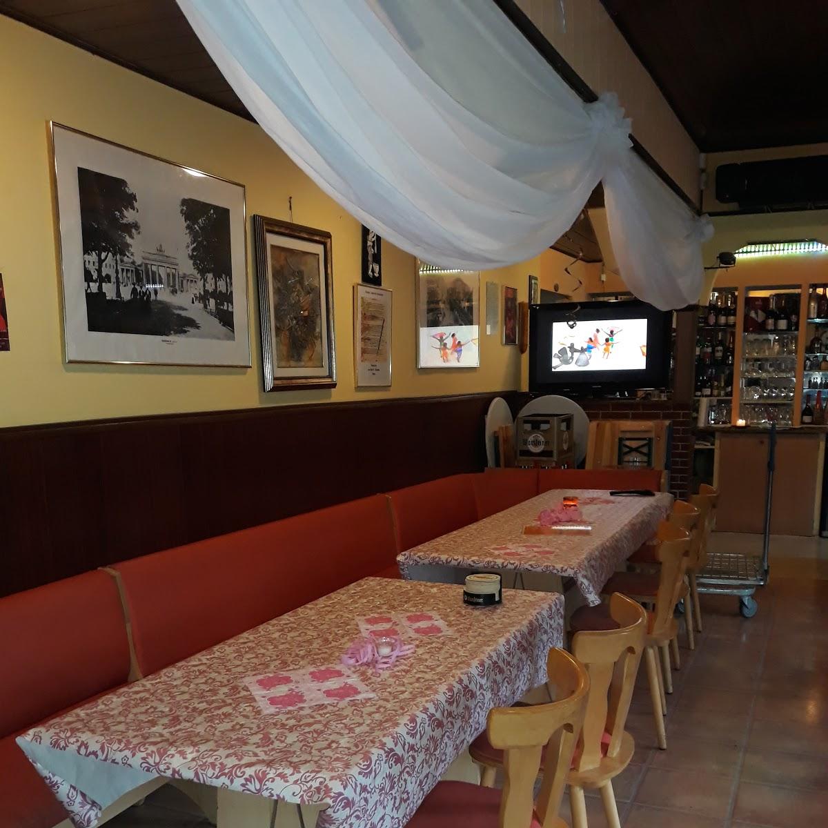 Restaurant "Afro-Base" in Berlin