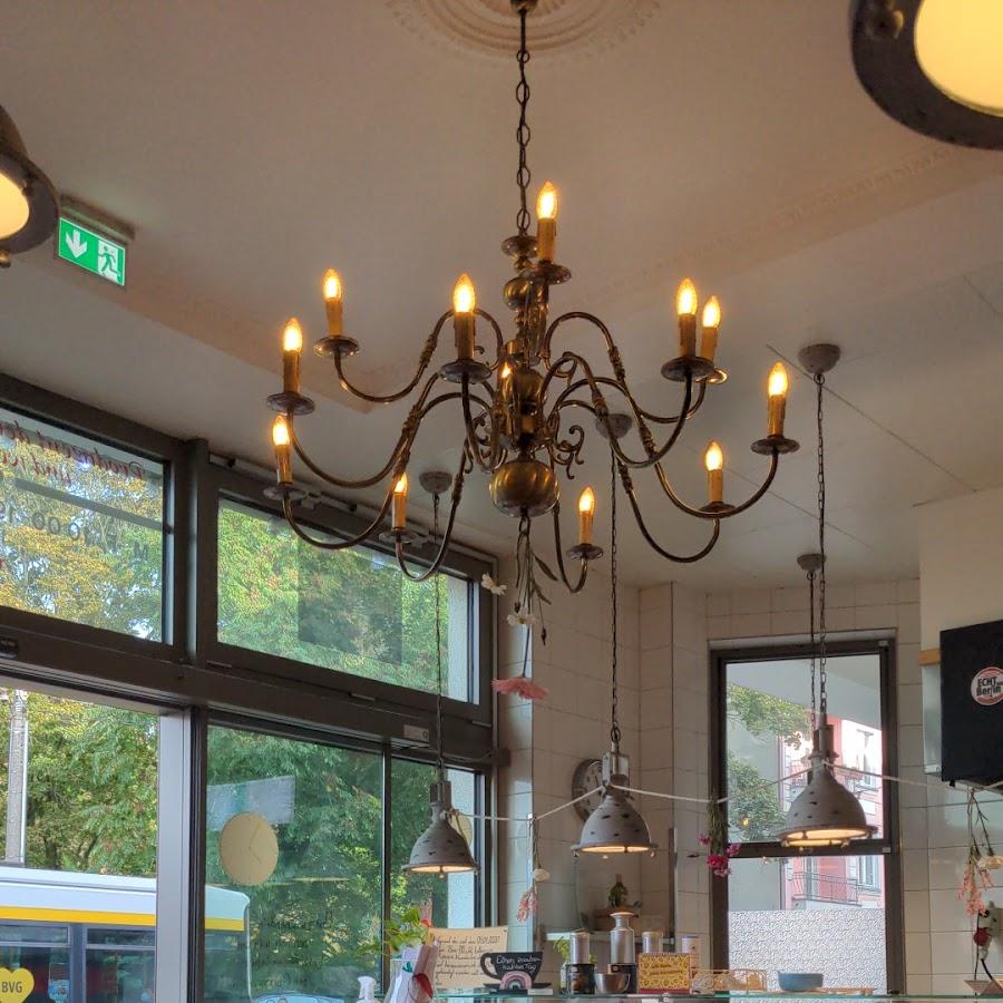 Restaurant "Currywurst Nr.1" in Berlin