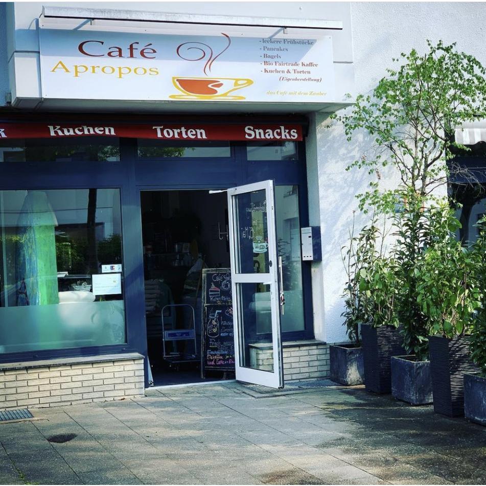Restaurant "ein Stück weit Zauber - Café - ehem. Café Apropos" in Berlin